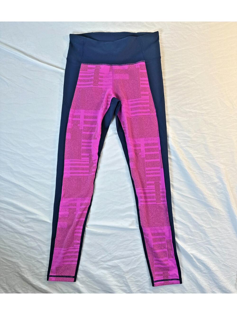 Women's Under Armour Navy and Pink Leggings - Medium